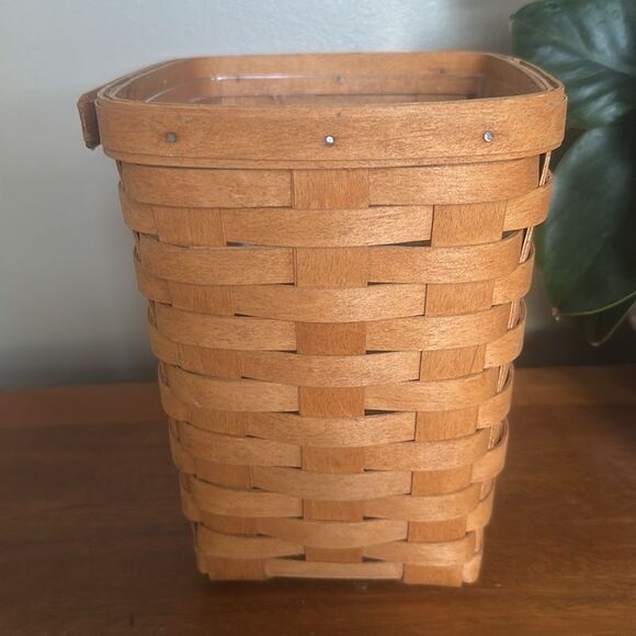 Longaberger 1993 Signed Vintage Tall Accent Basket! - Picture 6 of 7